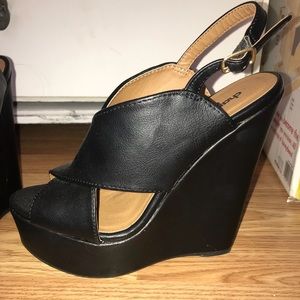 Black leather wedge!